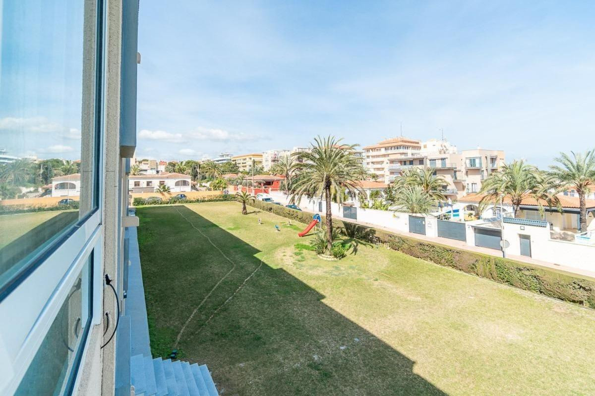 Resale - Apartment  - Torrevieja - torrevieja