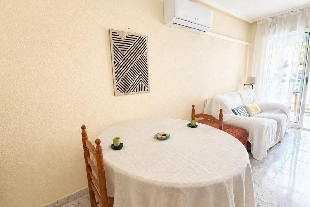 Reventa - Apartamento / piso - Torrevieja - torrevieja