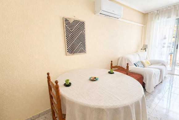 Reventa - Apartamento / piso - Torrevieja - torrevieja