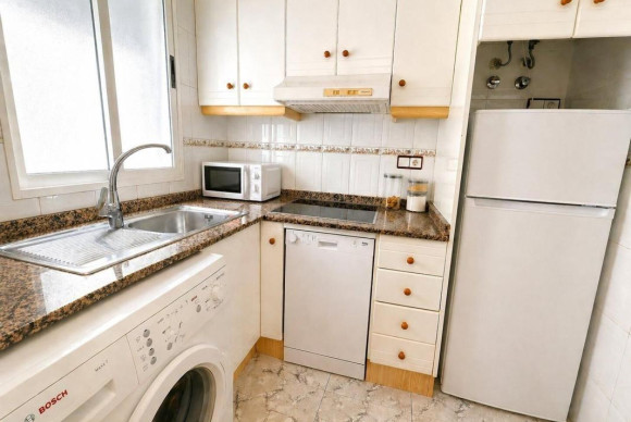 Reventa - Apartamento / piso - Torrevieja - torrevieja