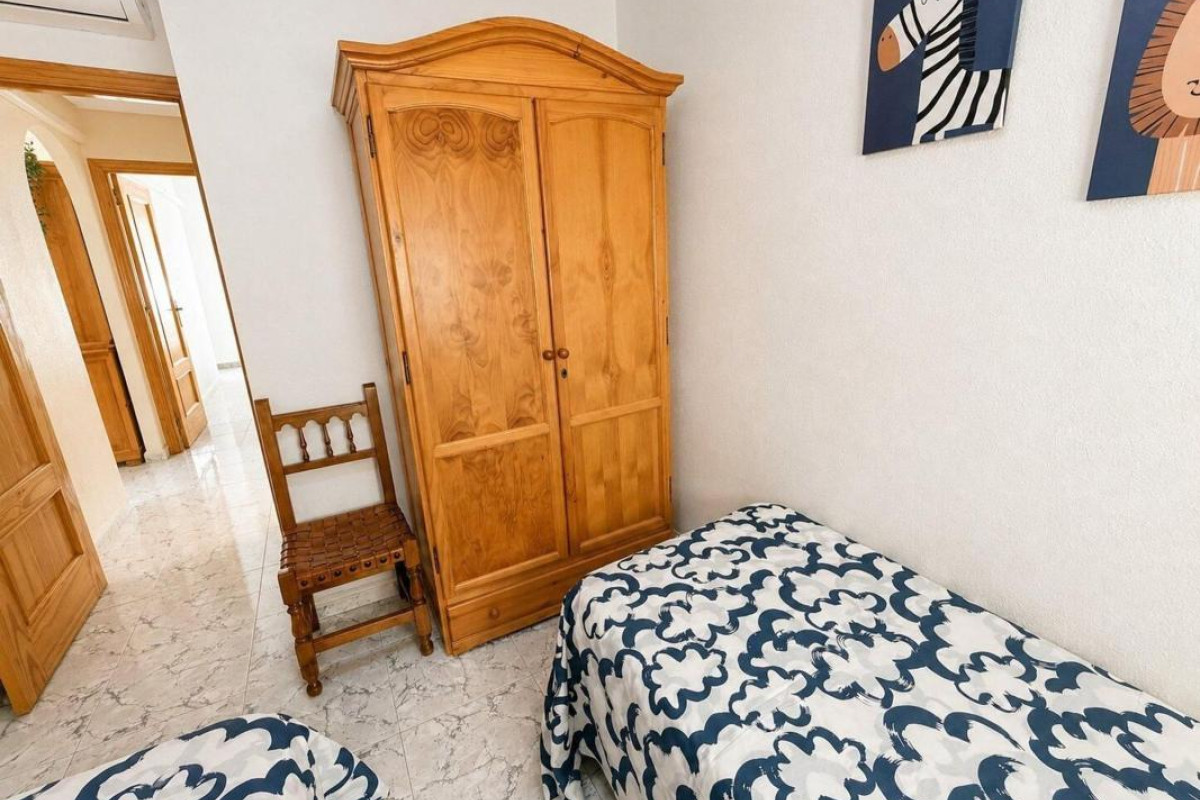 Reventa - Apartamento / piso - Torrevieja - torrevieja