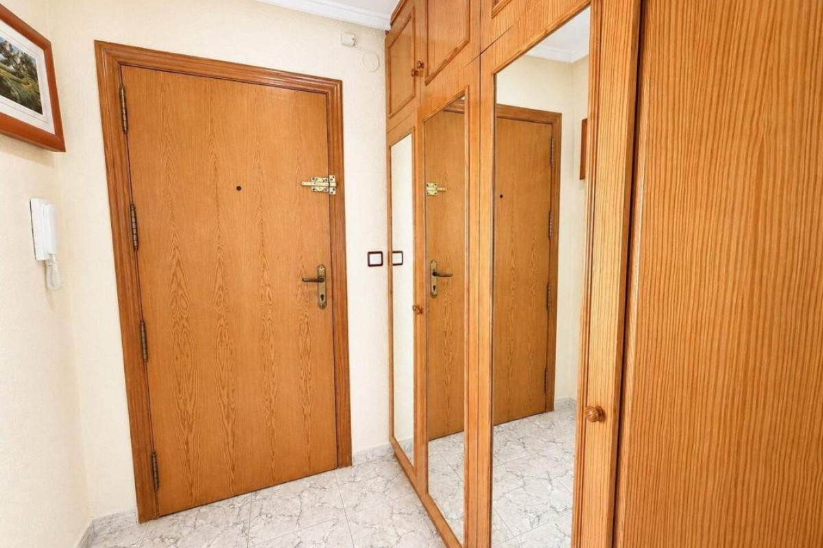 Reventa - Apartamento / piso - Torrevieja - torrevieja