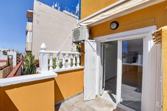Herverkoop - Appartement  - Torrevieja - torrevieja