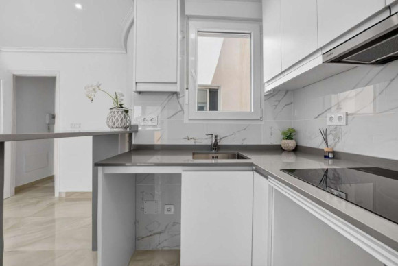 Herverkoop - Appartement  - Torrevieja - torrevieja