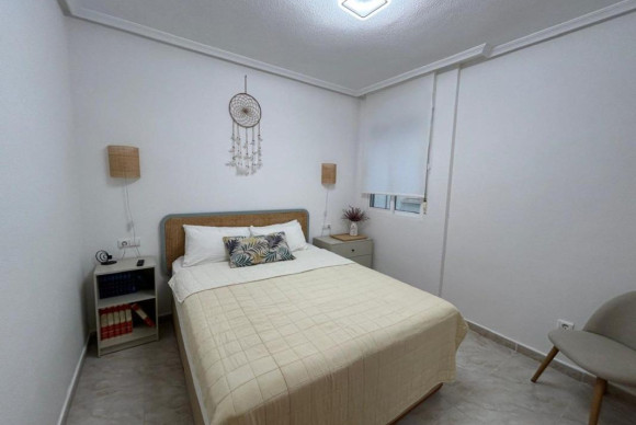 Herverkoop - Appartement  - Torrevieja - torrevieja