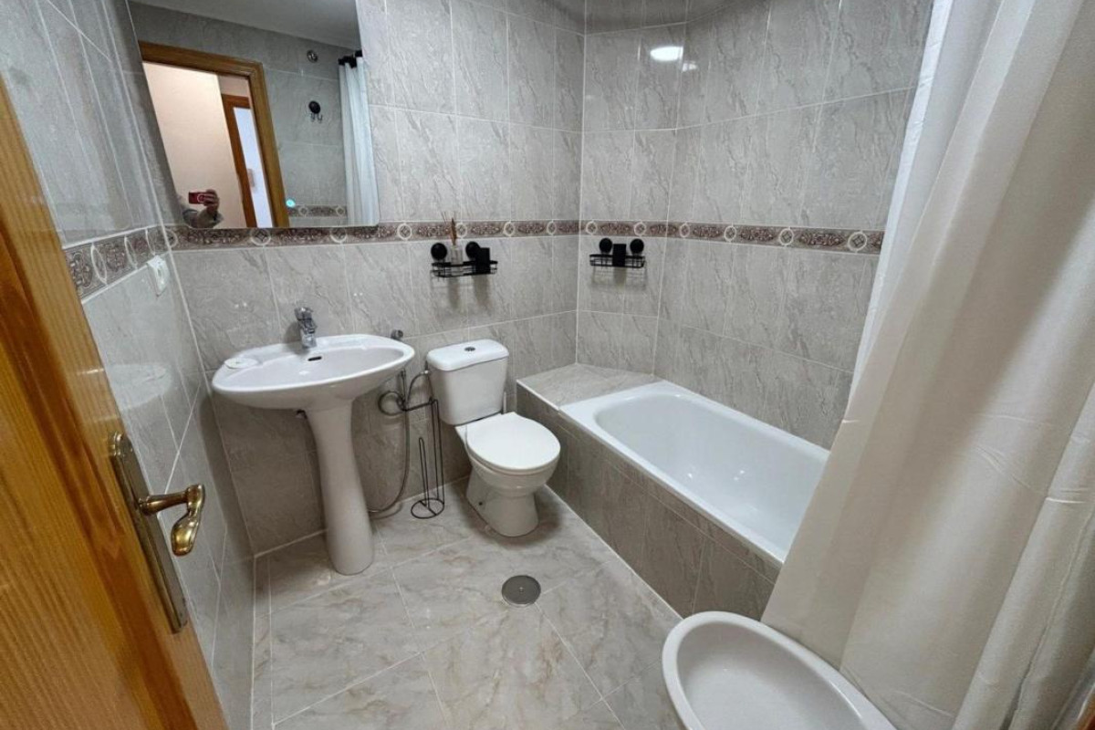 Herverkoop - Appartement  - Torrevieja - torrevieja