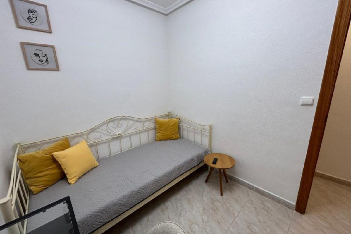 Herverkoop - Appartement  - Torrevieja - torrevieja
