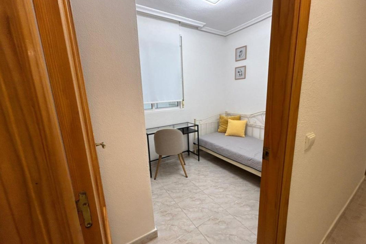 Herverkoop - Appartement  - Torrevieja - torrevieja