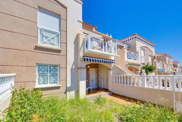 Resale - Villa - Torrevieja - torrevieja