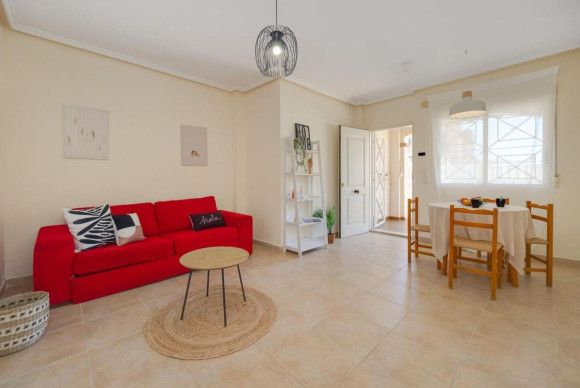 Resale - Villa - Torrevieja - torrevieja