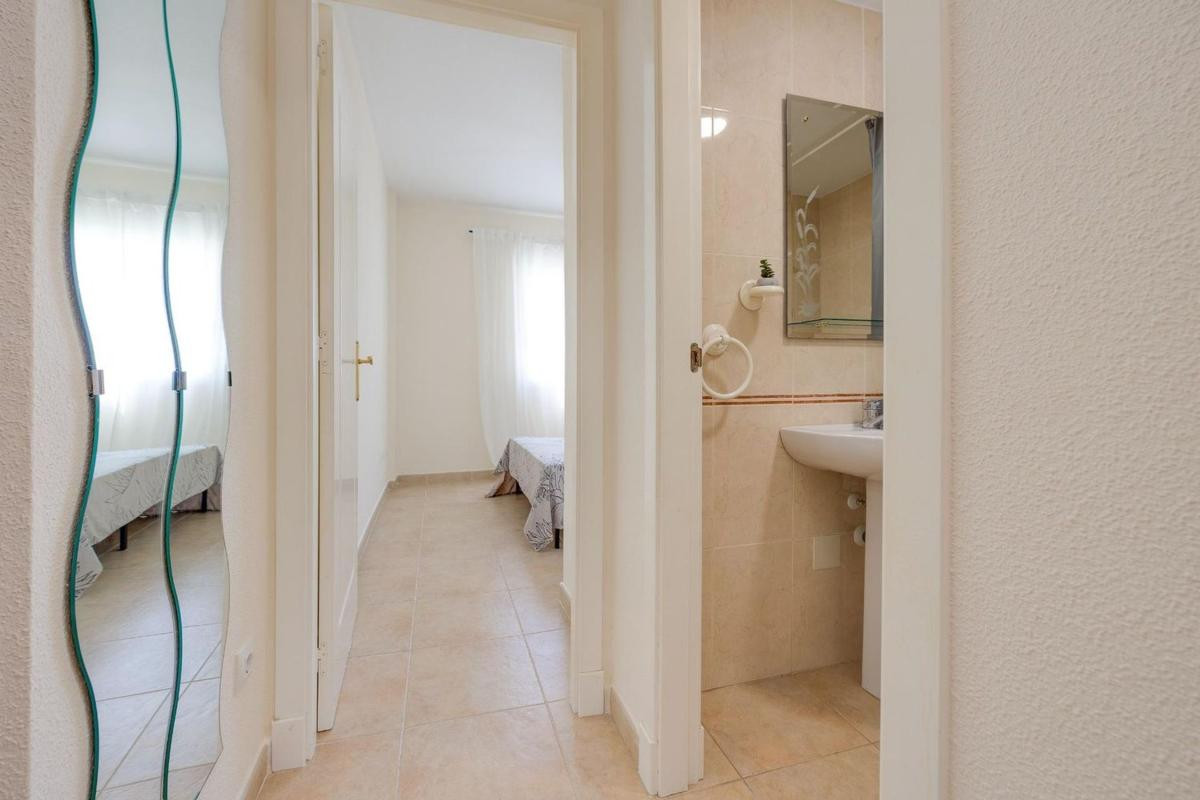 Resale - Villa - Torrevieja - torrevieja