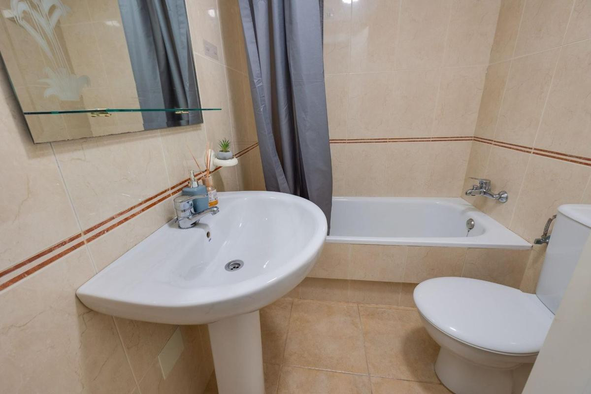 Resale - Villa - Torrevieja - torrevieja