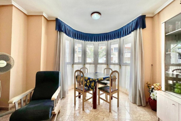 Reventa - Apartamento / piso - Torrevieja - torrevieja