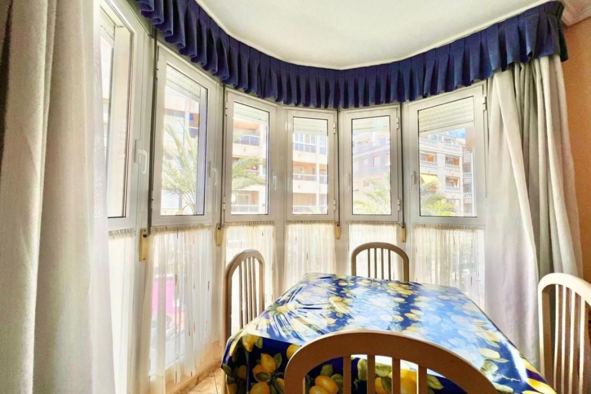 Reventa - Apartamento / piso - Torrevieja - torrevieja