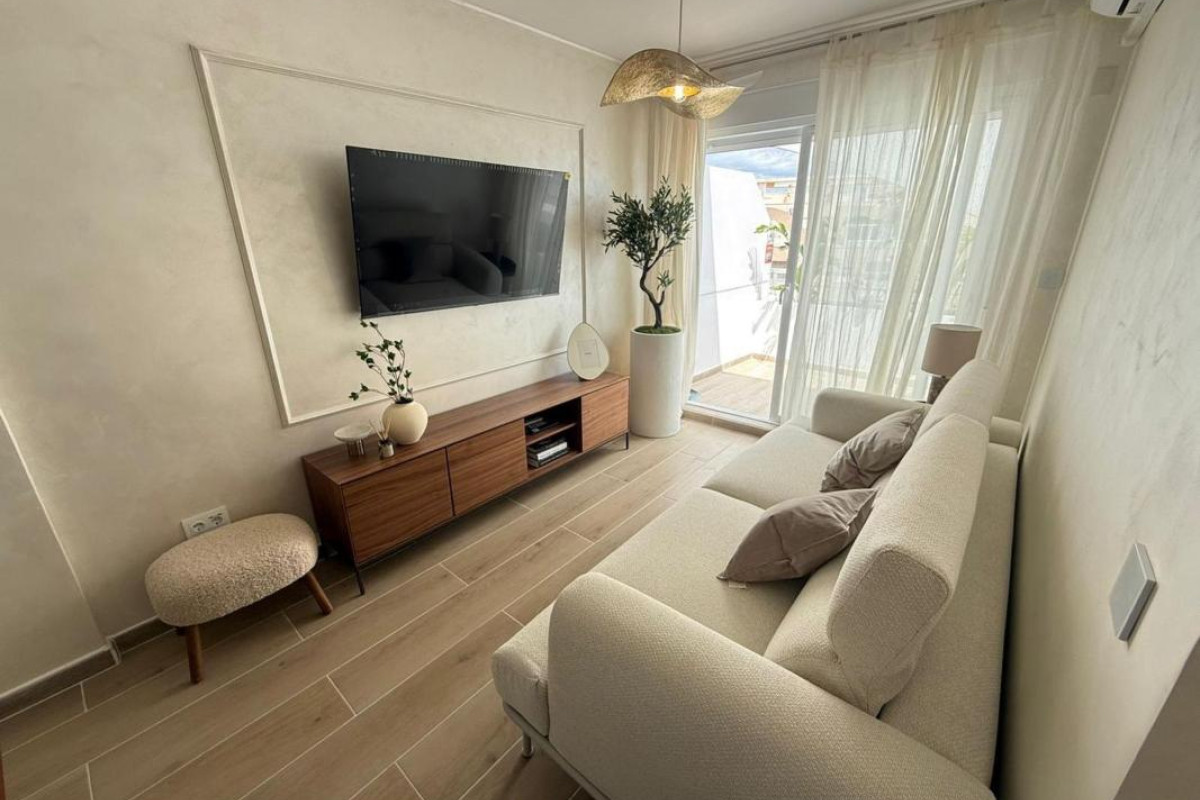 Resale - Apartment  - Torrevieja - torrevieja