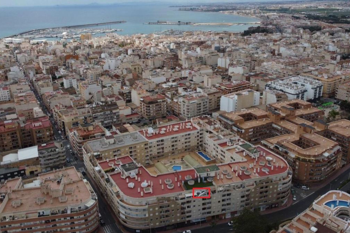 Resale - Apartment  - Torrevieja - torrevieja