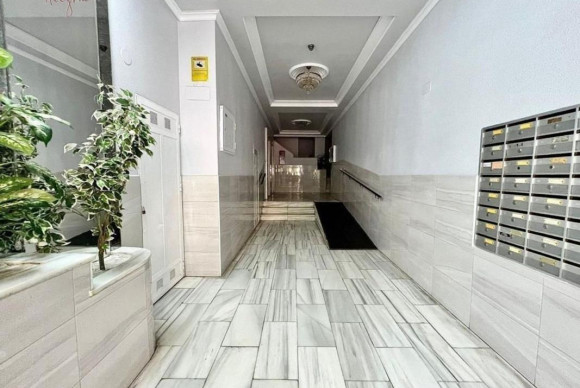 Revente - Appartement - Torrevieja - torrevieja