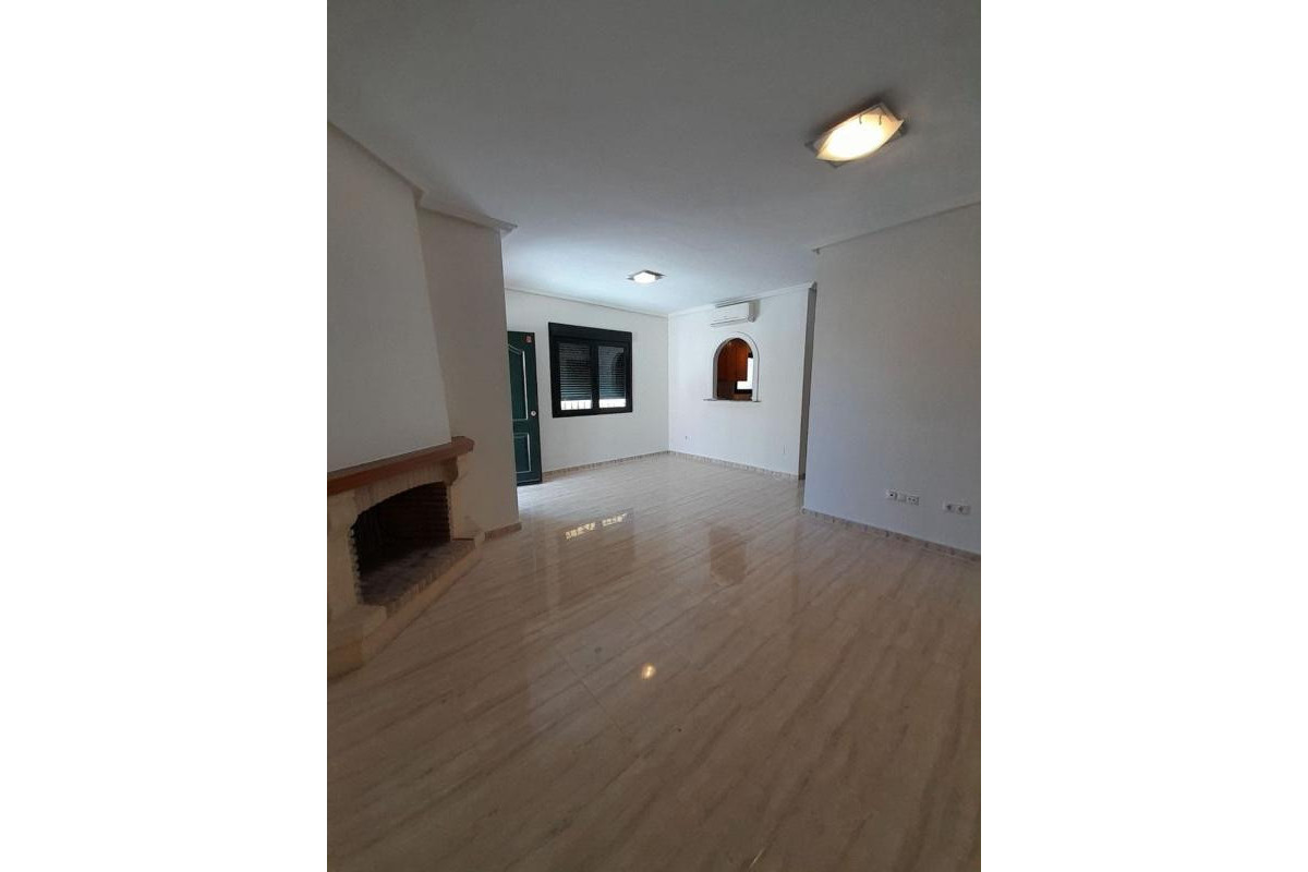 Resale - Villa - Rojales