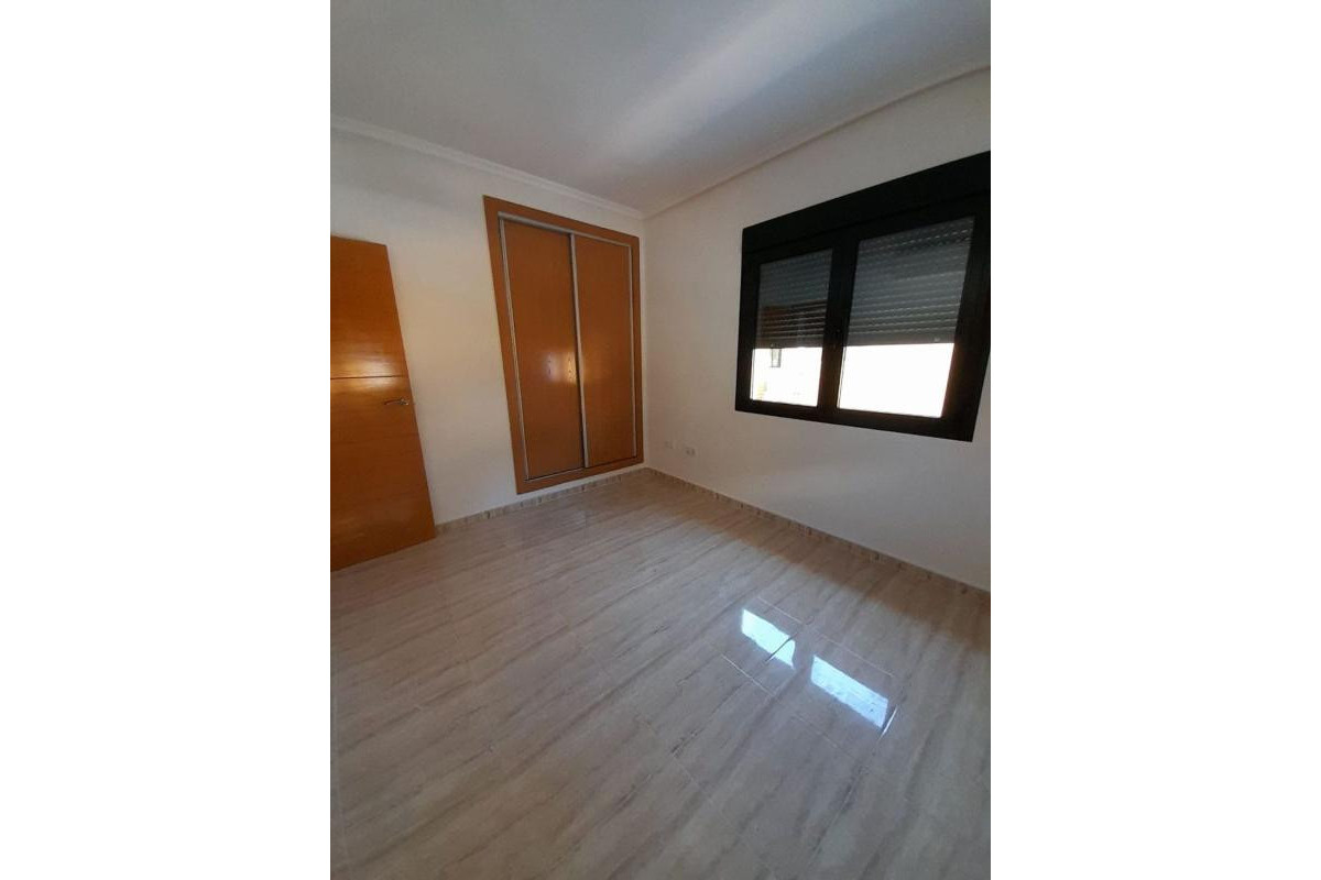 Resale - Villa - Rojales