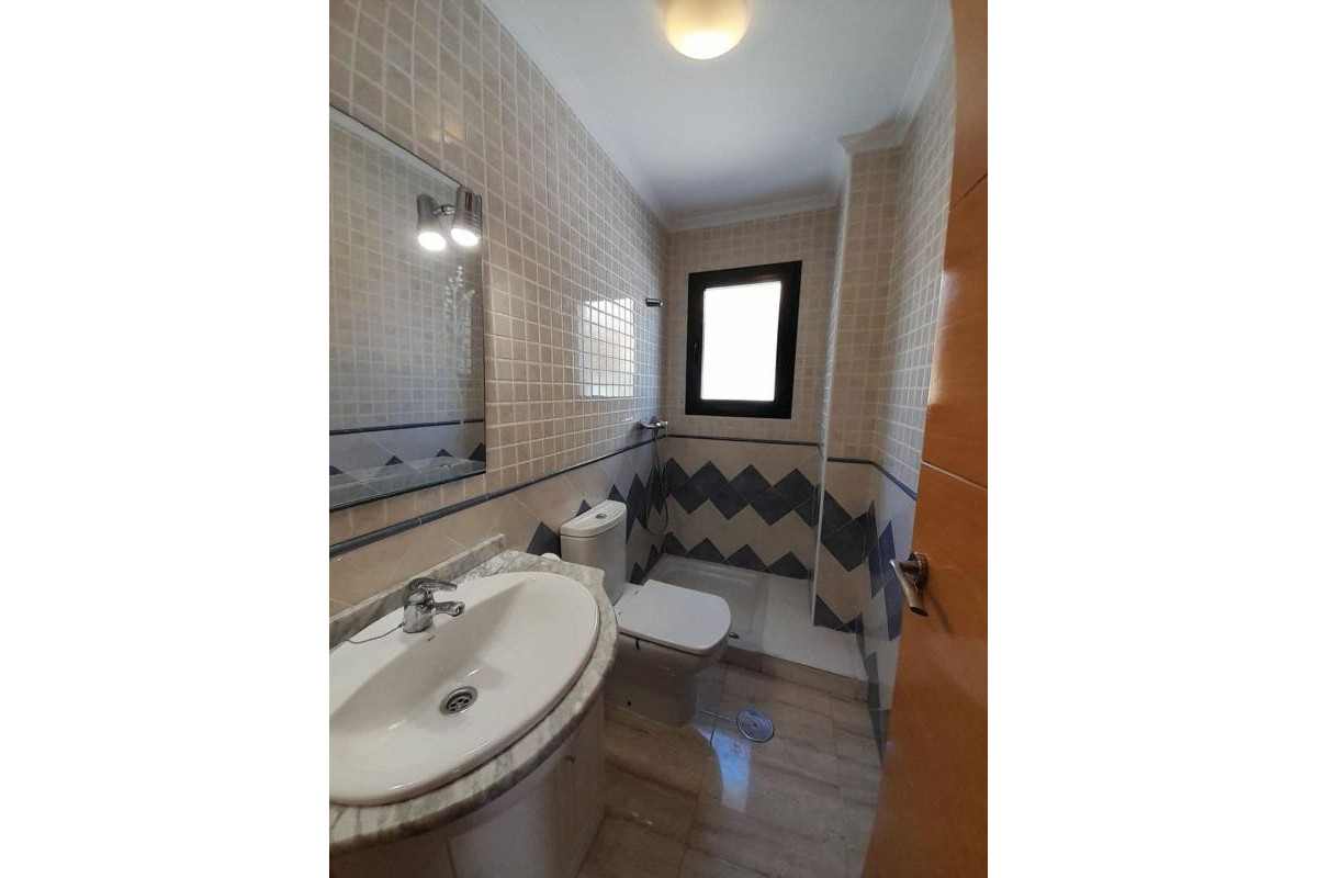 Resale - Villa - Rojales
