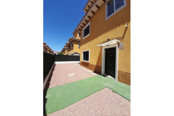 Resale - Villa - Rojales