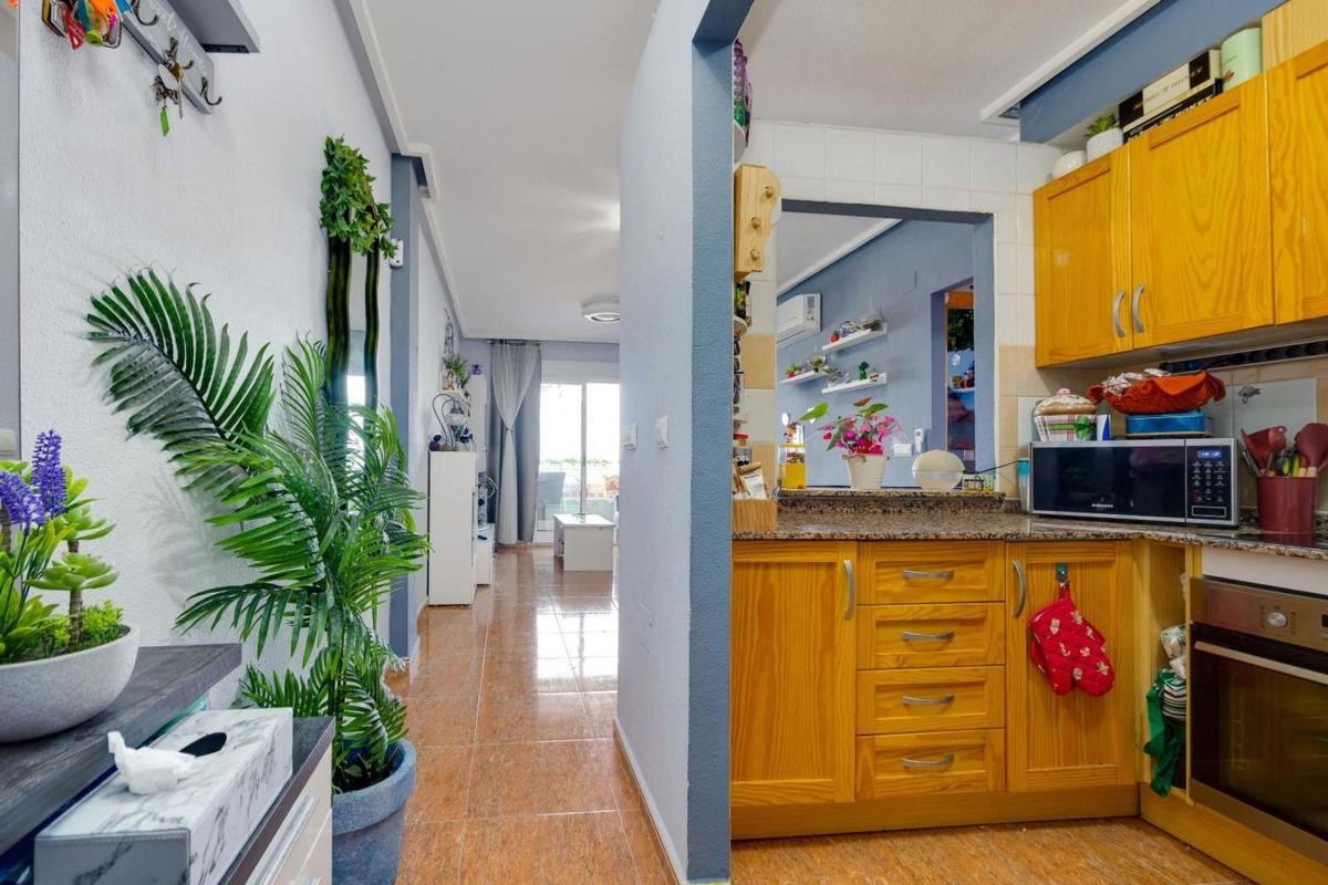 Resale - Apartment  - Torrevieja - torrevieja