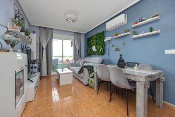 Resale - Apartment  - Torrevieja - torrevieja