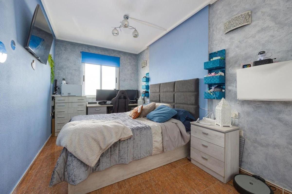 Resale - Apartment  - Torrevieja - torrevieja