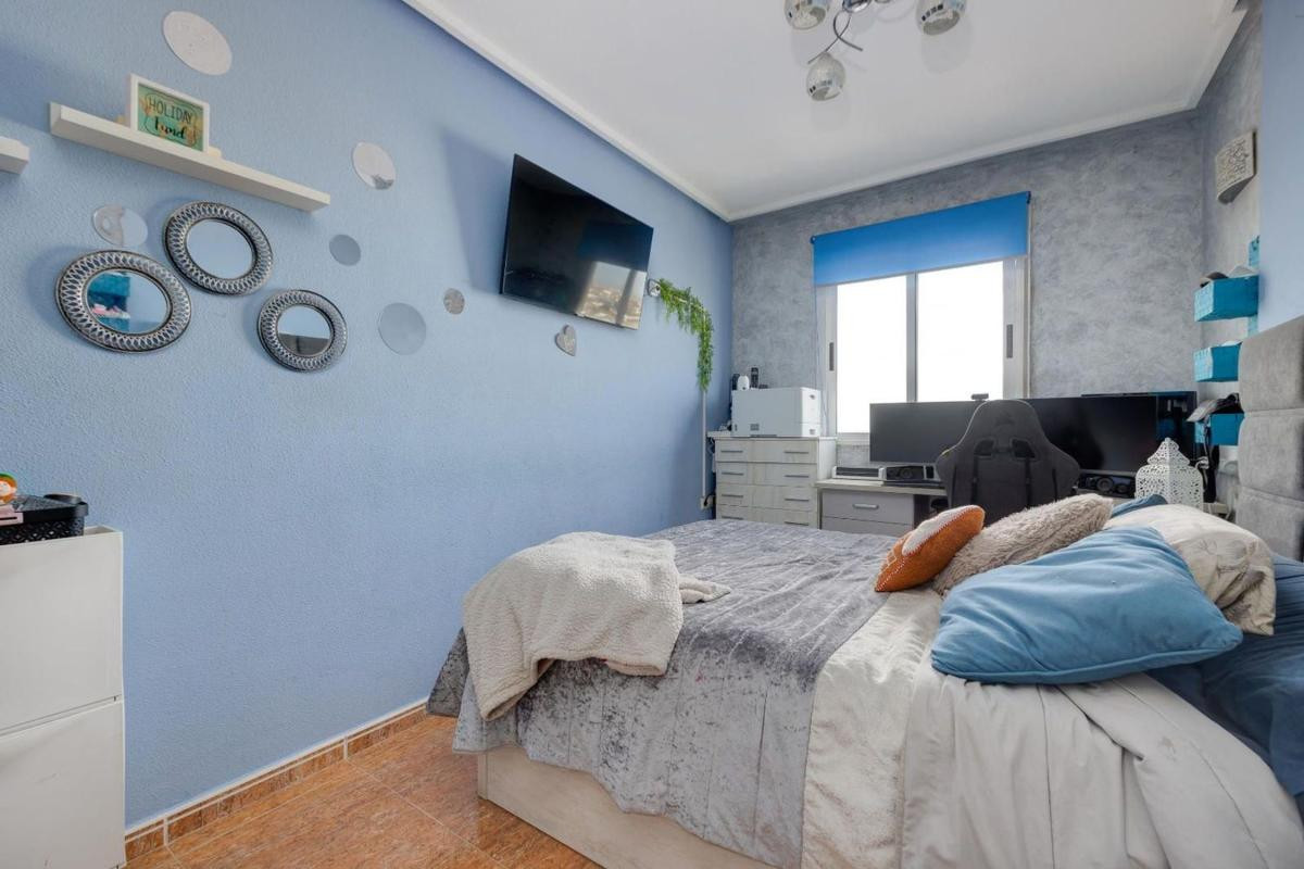 Resale - Apartment  - Torrevieja - torrevieja