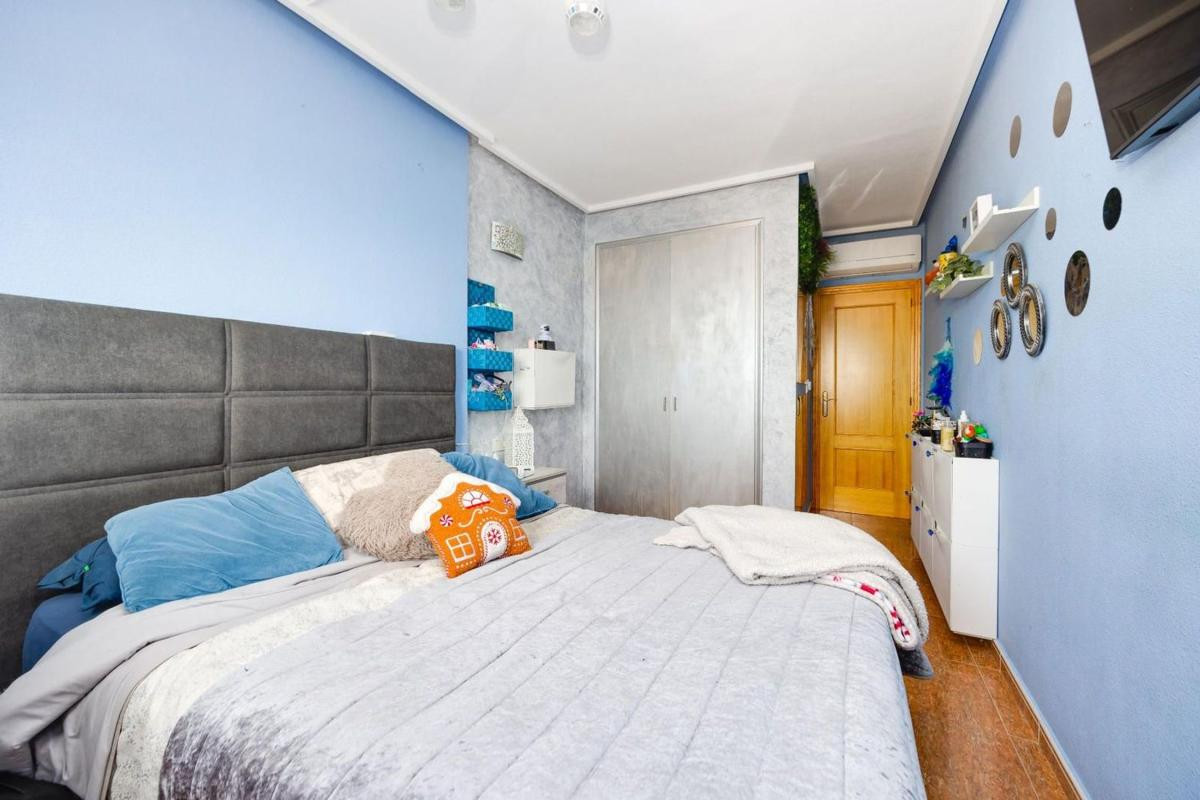 Resale - Apartment  - Torrevieja - torrevieja