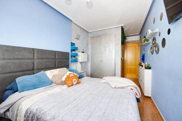 Resale - Apartment  - Torrevieja - torrevieja