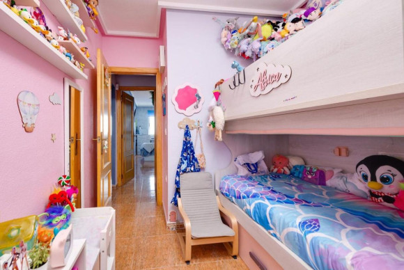 Resale - Apartment  - Torrevieja - torrevieja
