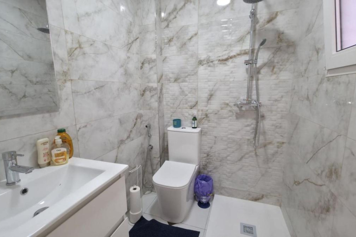 Resale - Apartment  - Torrevieja - torrevieja
