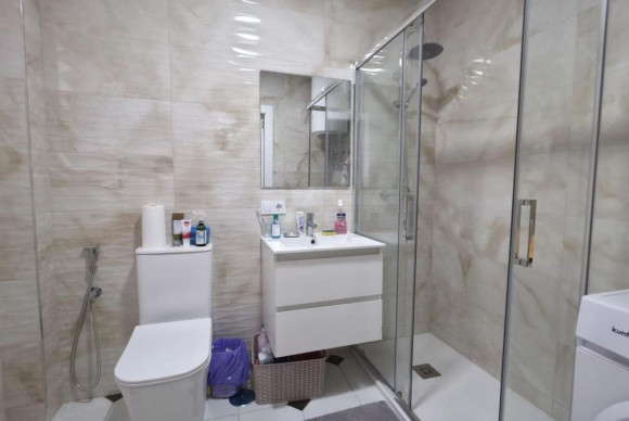 Resale - Apartment  - Torrevieja - torrevieja