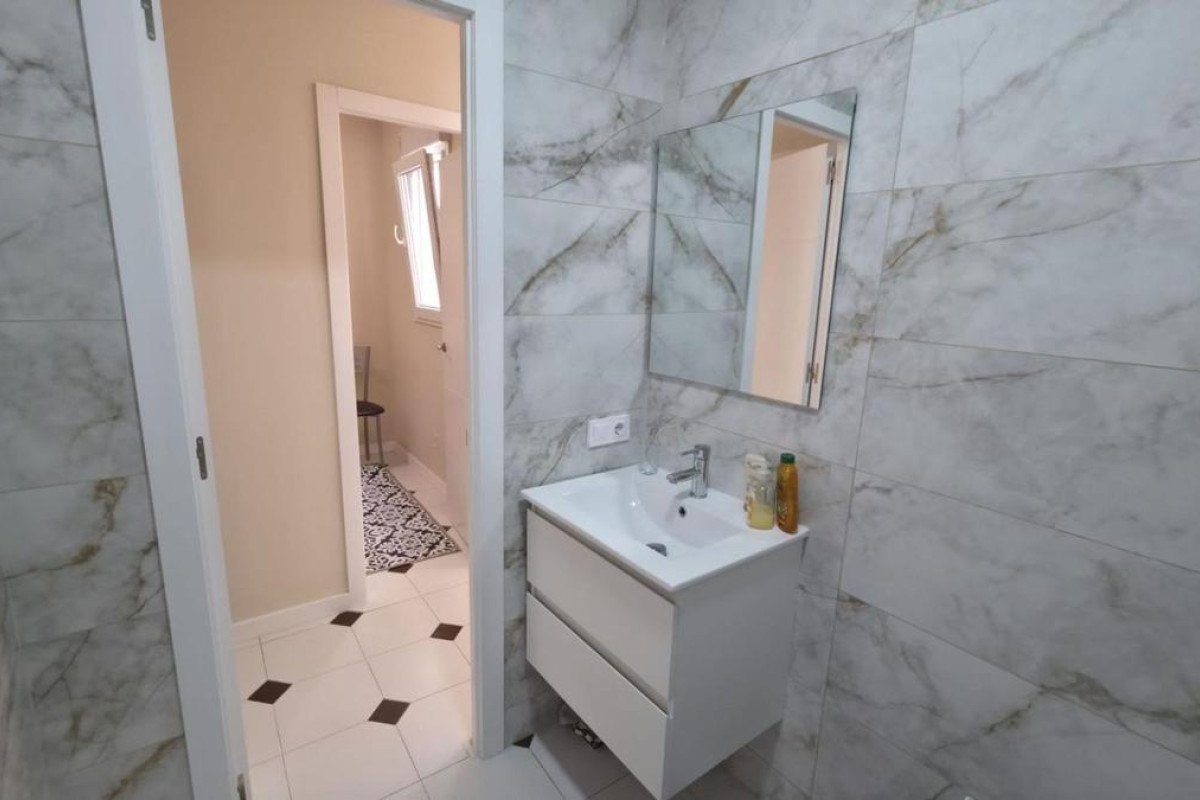 Resale - Apartment  - Torrevieja - torrevieja
