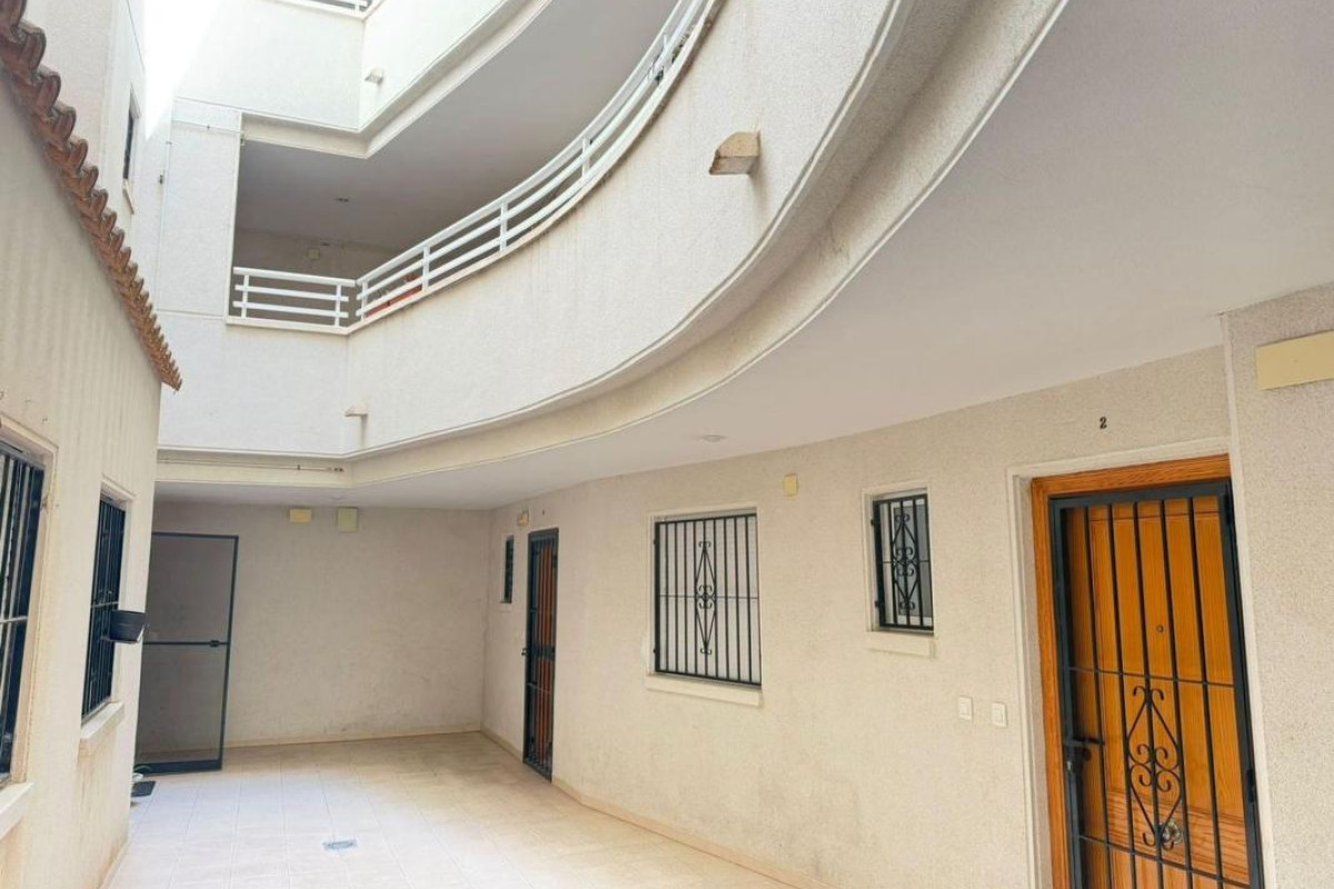 Herverkoop - Appartement  - Torrevieja - torrevieja