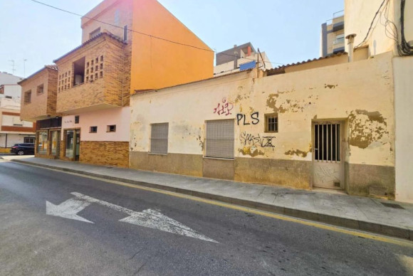 Resale - Villa - Torrevieja - torrevieja