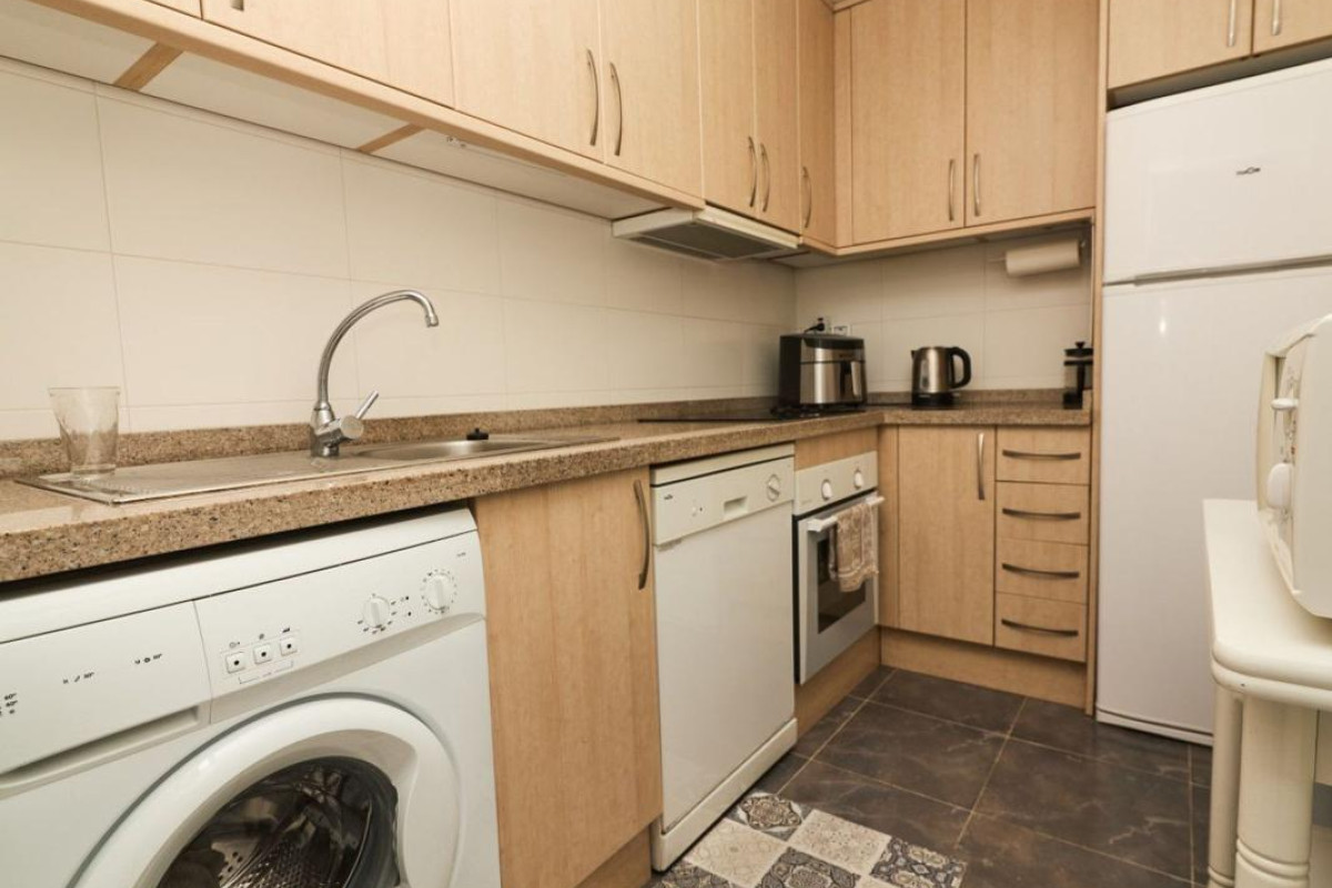Resale - Apartment  - Torrevieja - torrevieja