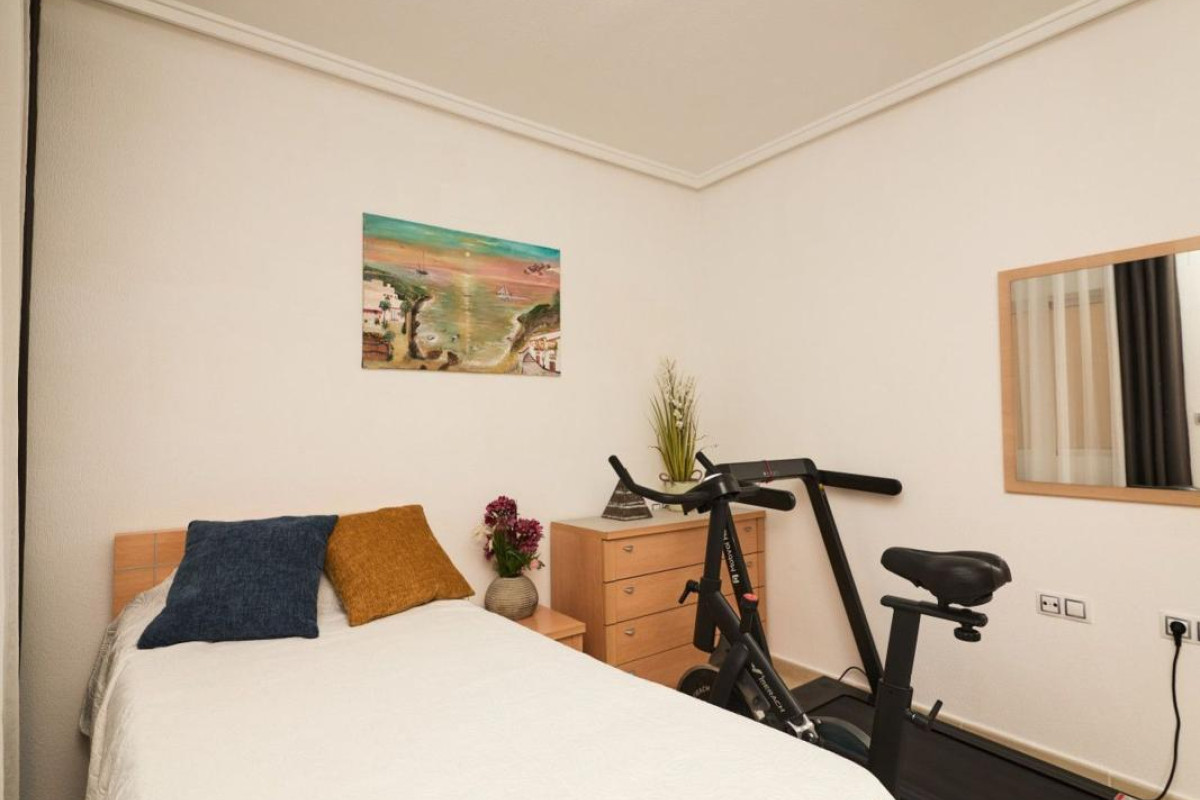 Resale - Apartment  - Torrevieja - torrevieja