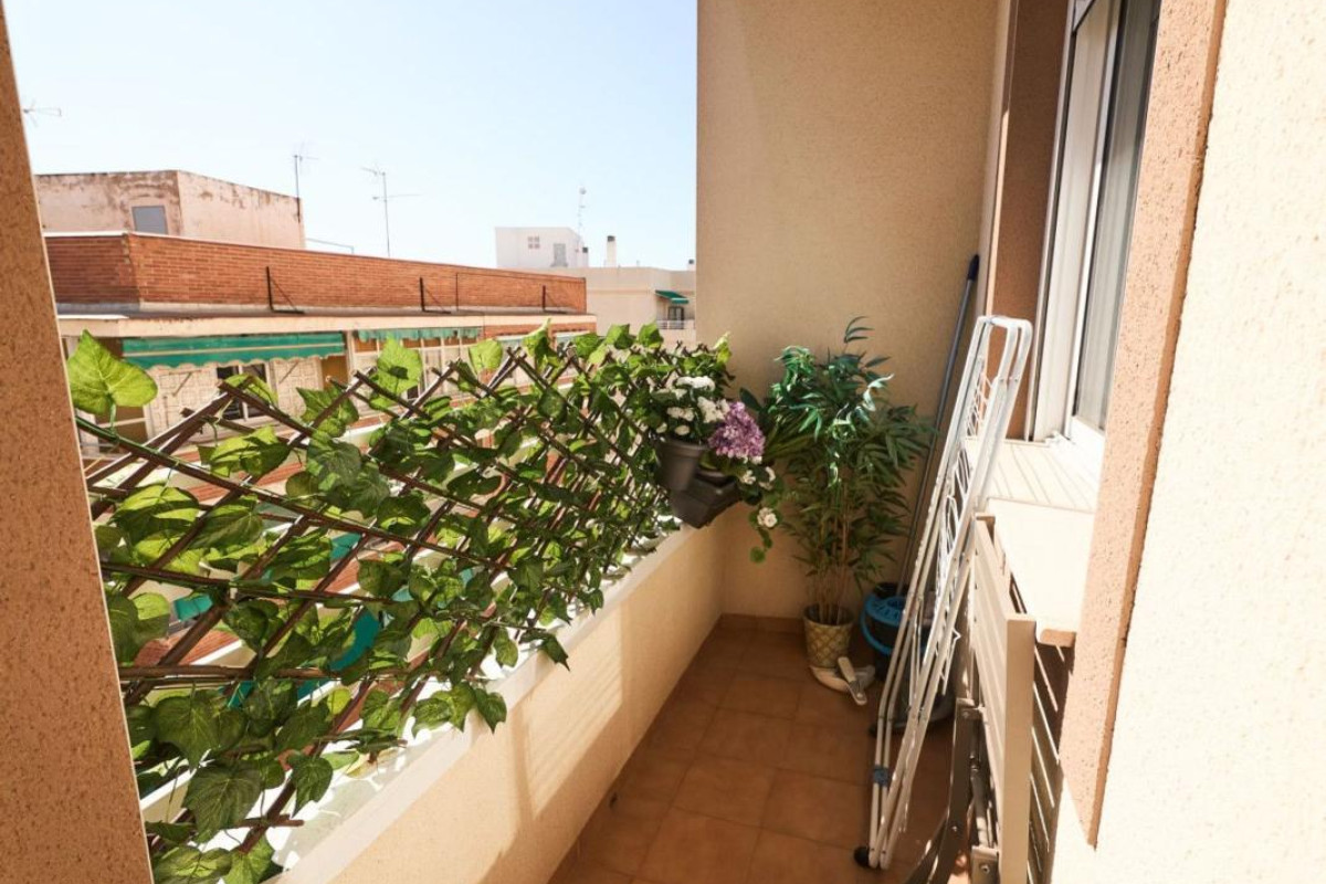 Resale - Apartment  - Torrevieja - torrevieja