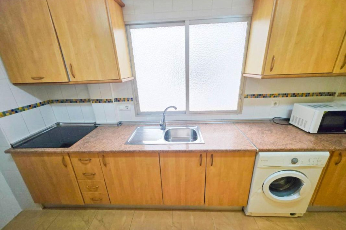 Resale - Apartment  - Torrevieja - torrevieja