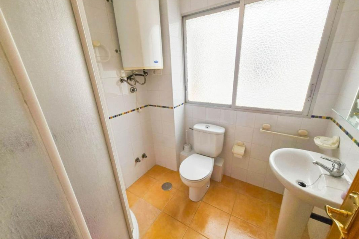 Resale - Apartment  - Torrevieja - torrevieja