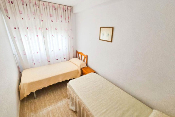 Resale - Apartment  - Torrevieja - torrevieja