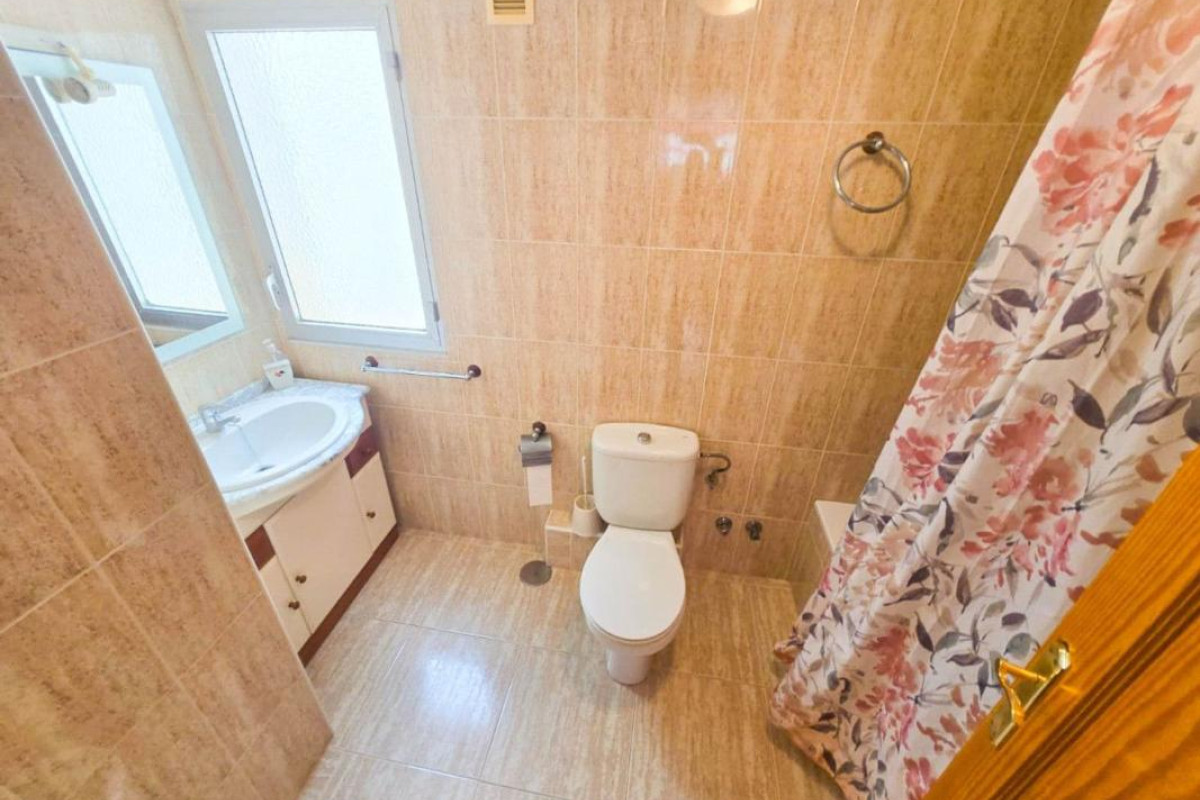 Resale - Apartment  - Torrevieja - torrevieja