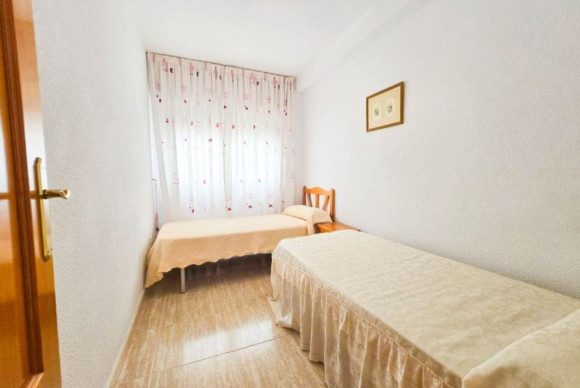 Resale - Apartment  - Torrevieja - torrevieja