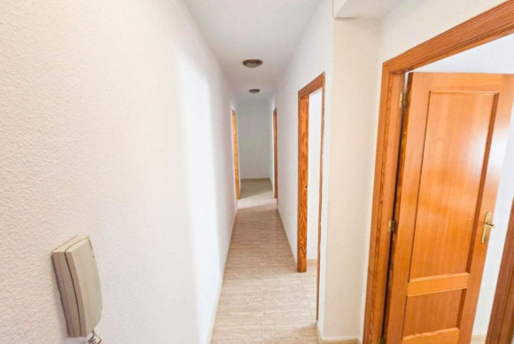 Resale - Apartment  - Torrevieja - torrevieja