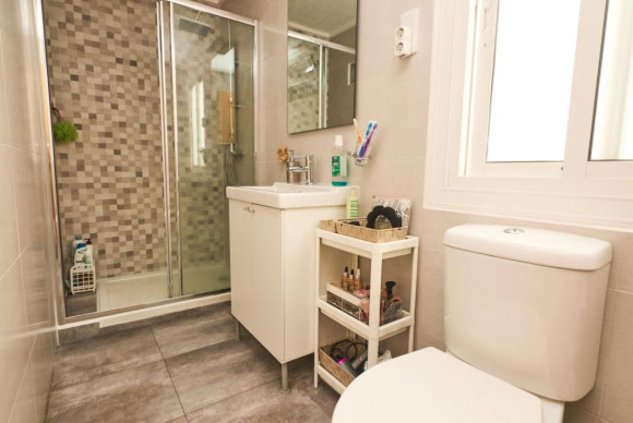 Reventa - Apartamento / piso - Torrevieja - torrevieja