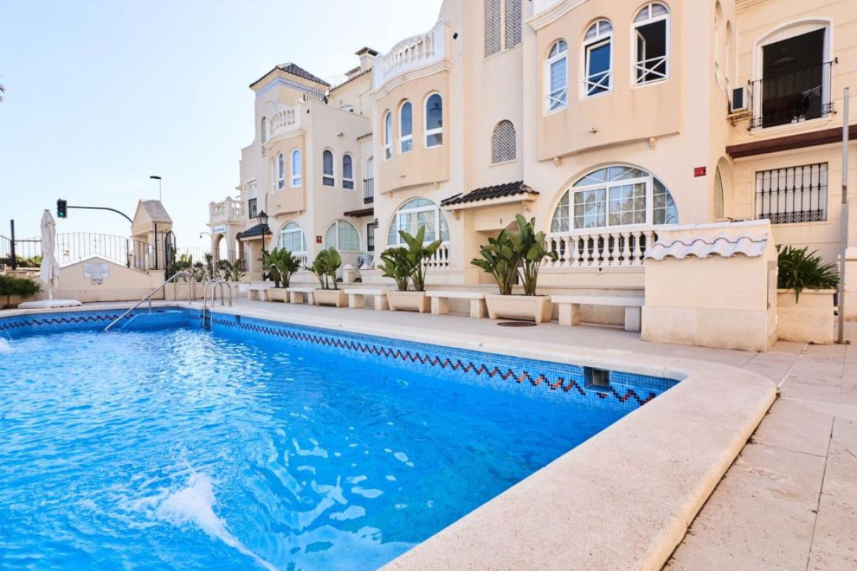 Reventa - Apartamento / piso - Torrevieja - torrevieja