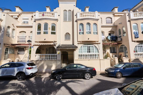 Reventa - Apartamento / piso - Torrevieja - torrevieja