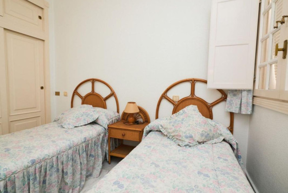 Reventa - Apartamento / piso - Torrevieja - torrevieja
